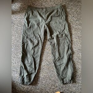 Green Lululemon Joggers, size 12